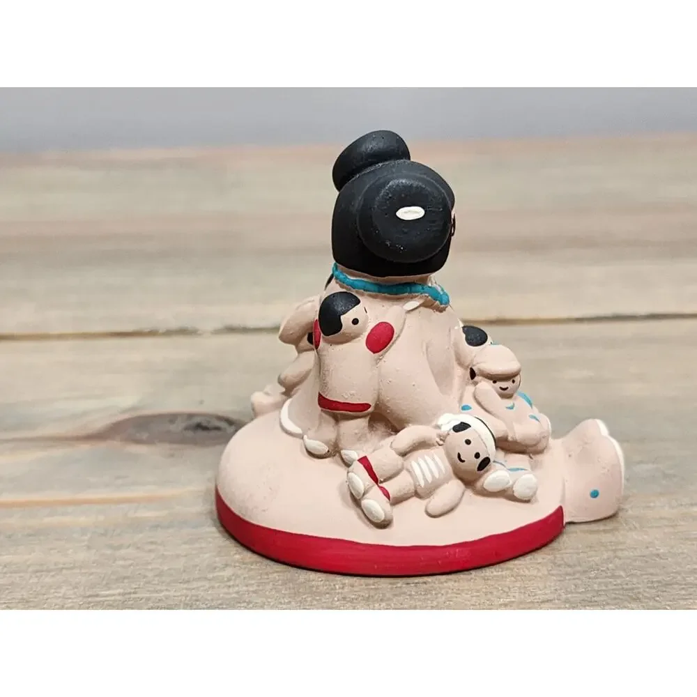 1991 Cleo Teissedre Storyteller Girl with Dolls Kids Pottery Figure Navajo